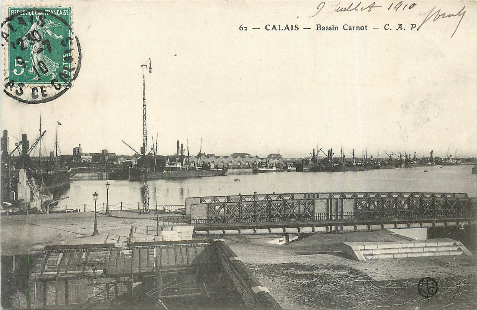 CPA Calais Bassin Carnot Bateau