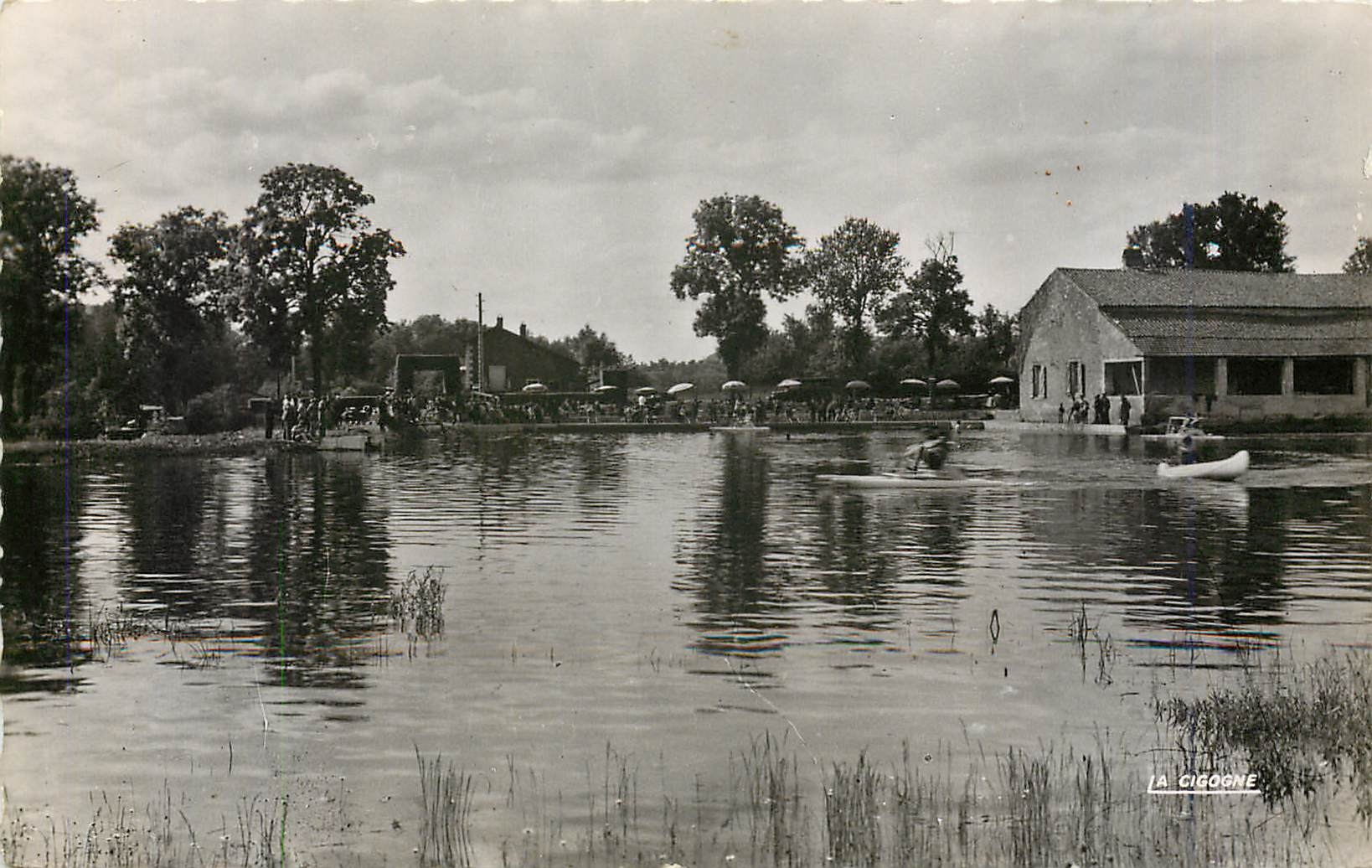 CPA Bourbonne les-bains -(The Marne)-Lac de a Mezelle -Prop.M. jouvernaux