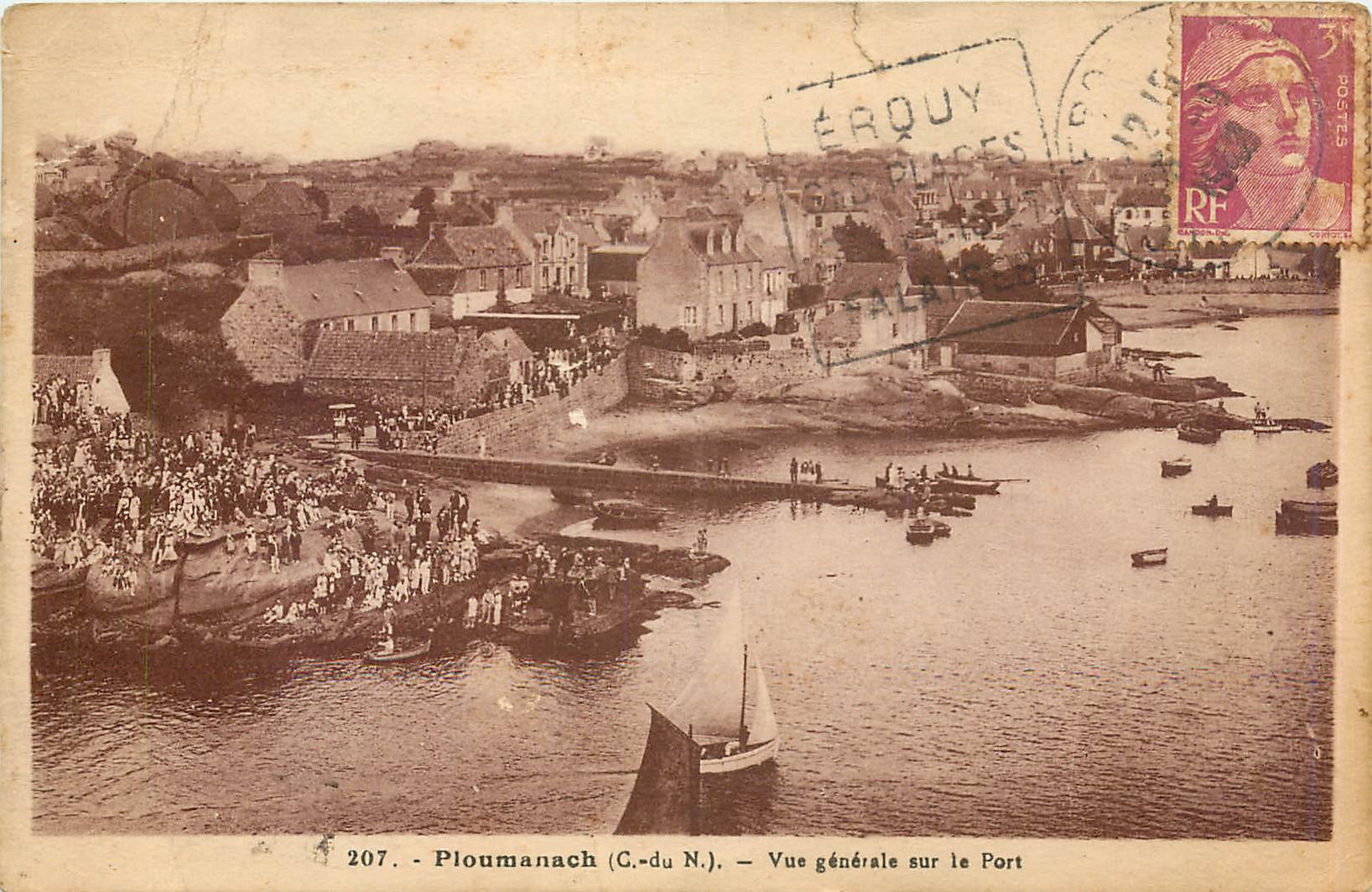 CPA PLOUMANACH (C DU N)-Vue generale sur le Port Bateaux