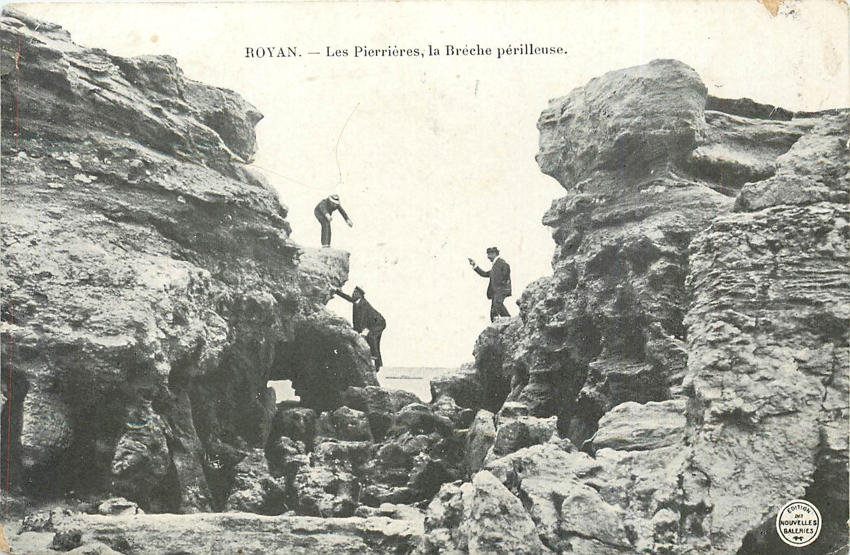 CPA ROYAN -Les Pierrieres  la Breche perilleuse