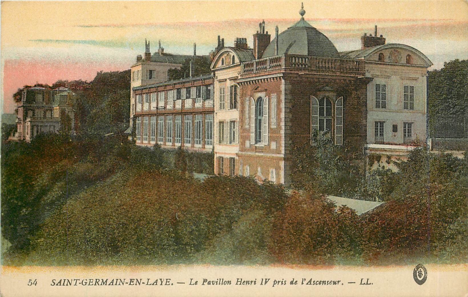 CPA SAINT-GERMAIN-EN-LAYE-LE Pavillon Henri IV pris de l'Ascenseur