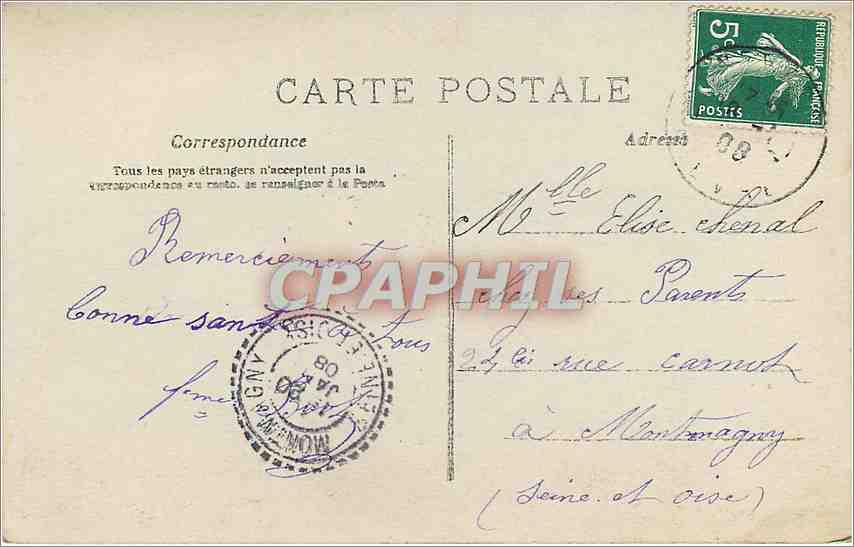 Femme souriante tenant un bouquet de roses — Bonne Année — A.N. PARIS — Reverso