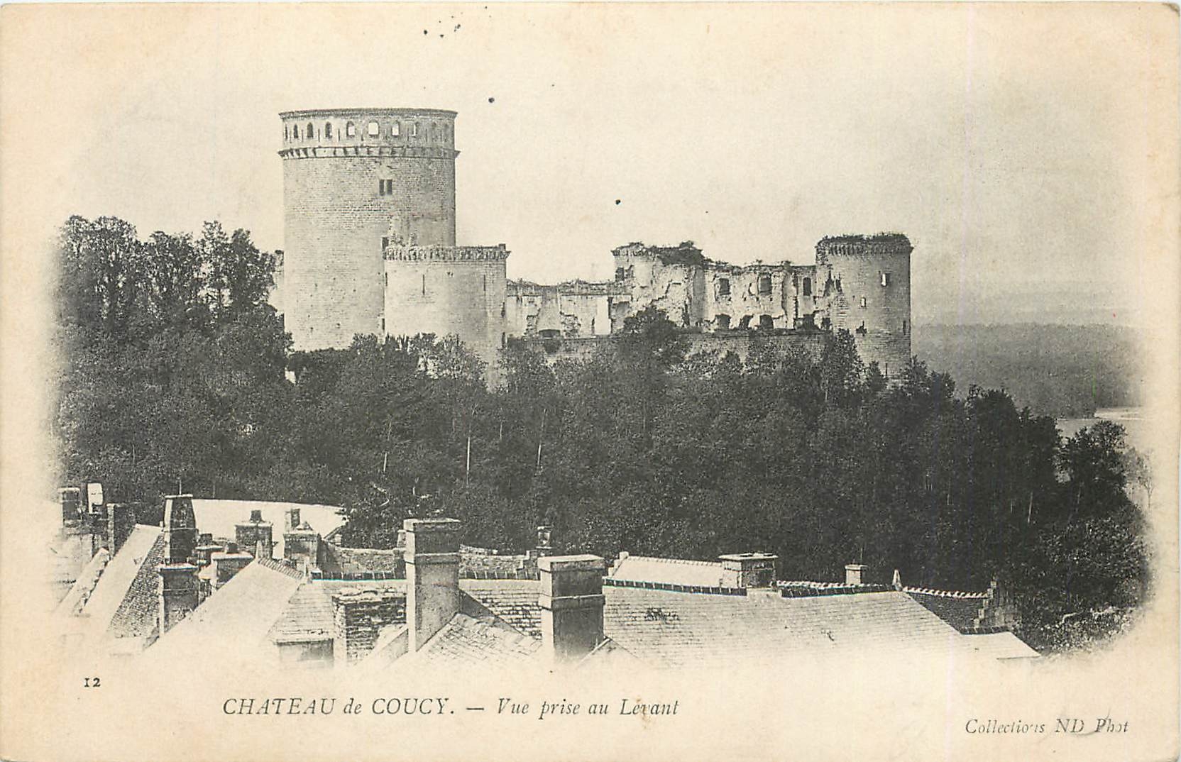 CPA CHATEAU DE COUCY-Vue prise au Leyant
