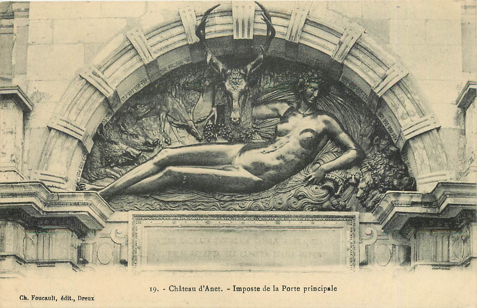 CPA Chateau d'ANET (E ET L)-Imposte de la Porte principale