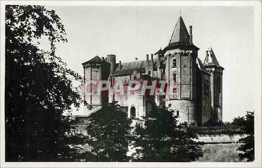 CPA SAUMUR(M ET L)-Le Chateau Monhist  Xve s-Cote Sud Est 