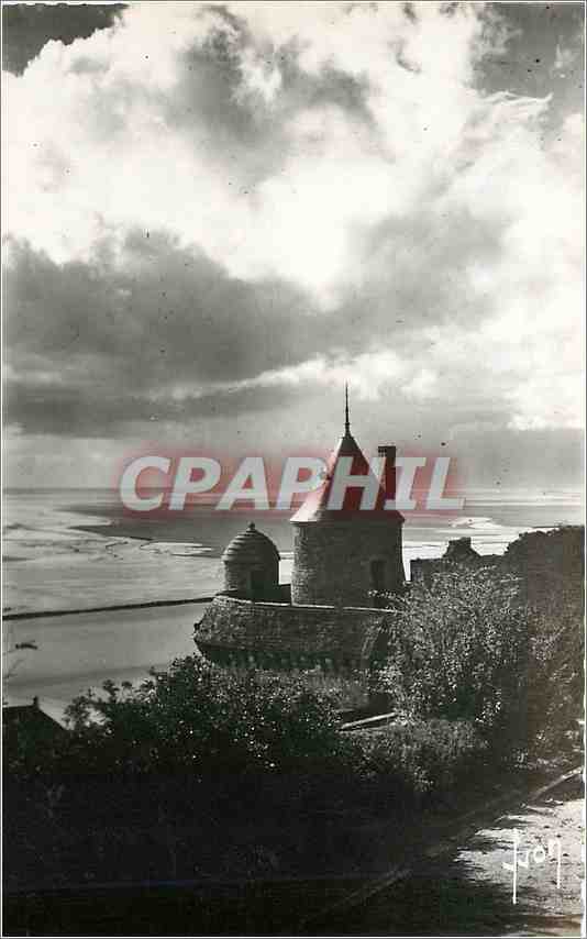 CPA MONT ST MICHEL-Les Remparts-ote Ouest