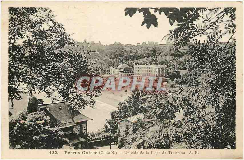 CPA Perros-Guirec (C du N)-Un coin de la plage de Trestraou