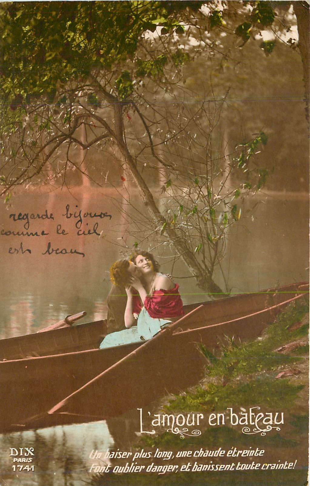 CPA L'amour en bateau
