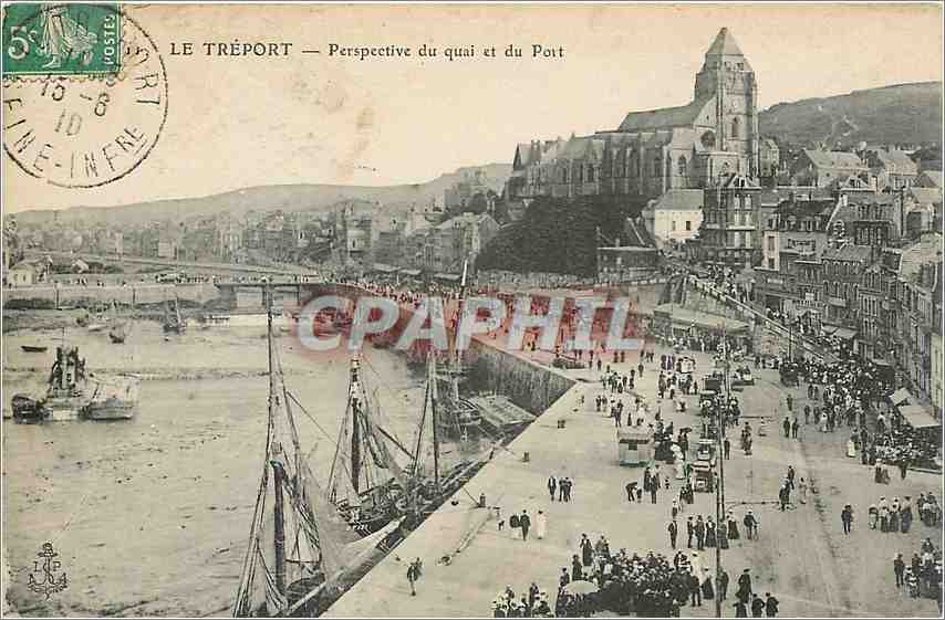 CPA Le Treport-Perspective du qui et du Port Bateaux