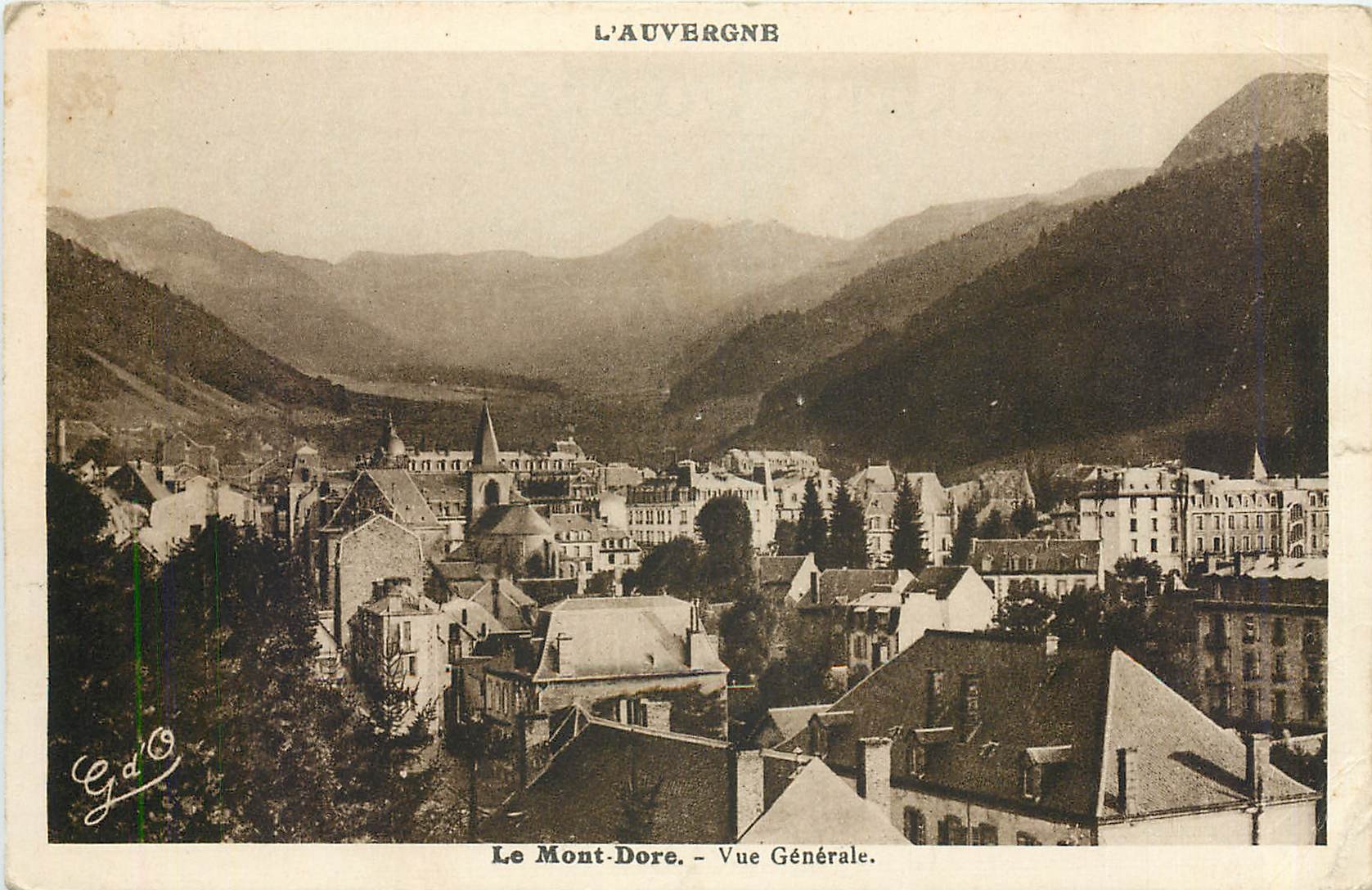CPA La mont Dore vue generle
