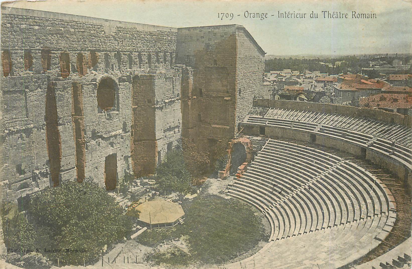 CPA Orange interieur du theatre romain