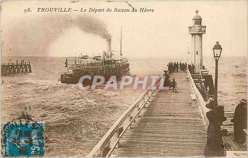 CPA Trouville le depart du bateau du havre 