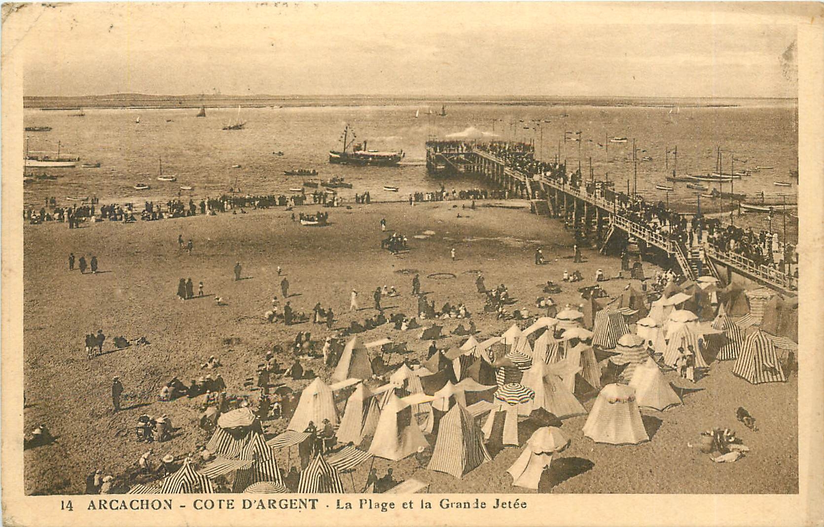 CPA Arcachon cote d' argent l plage et l grande Jetee