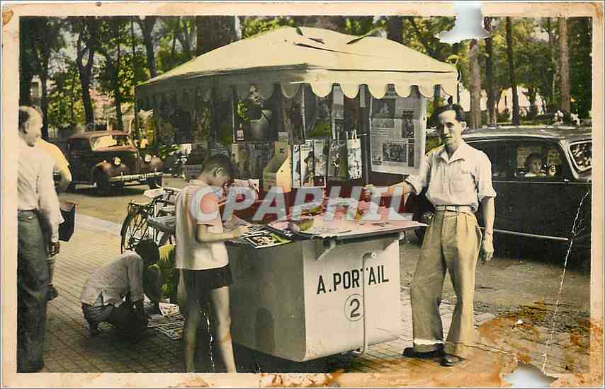 CPM Sud Vietnam saignon kiosque a journux