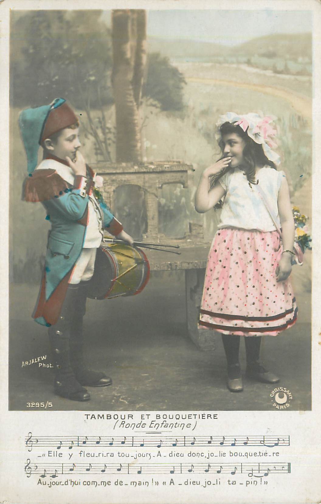 CPA Tabour et bouquetiere Enfants
