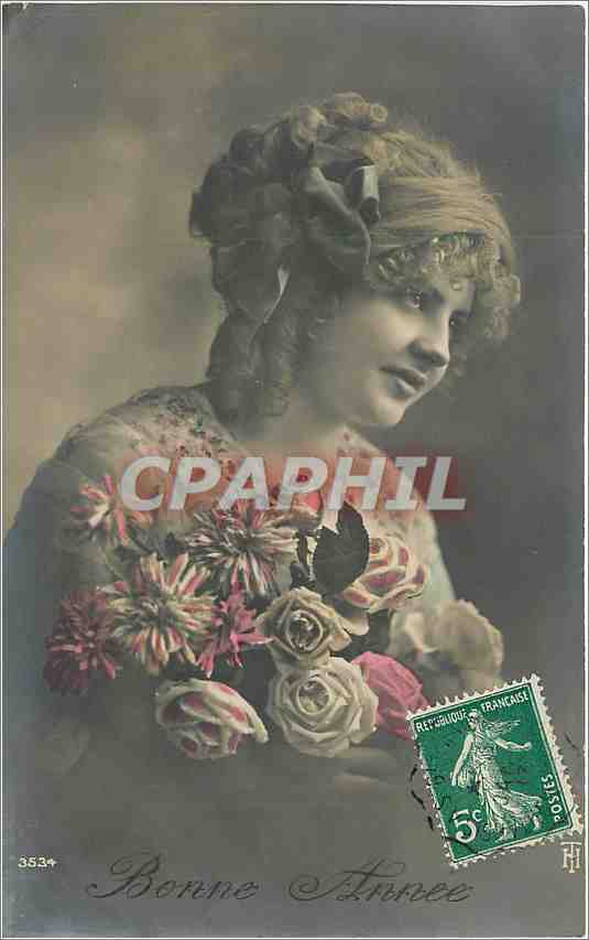 Frau mit Blumenstrauß — Frohe Weihnachten — Unbekannter Verlag, Nr. 3534