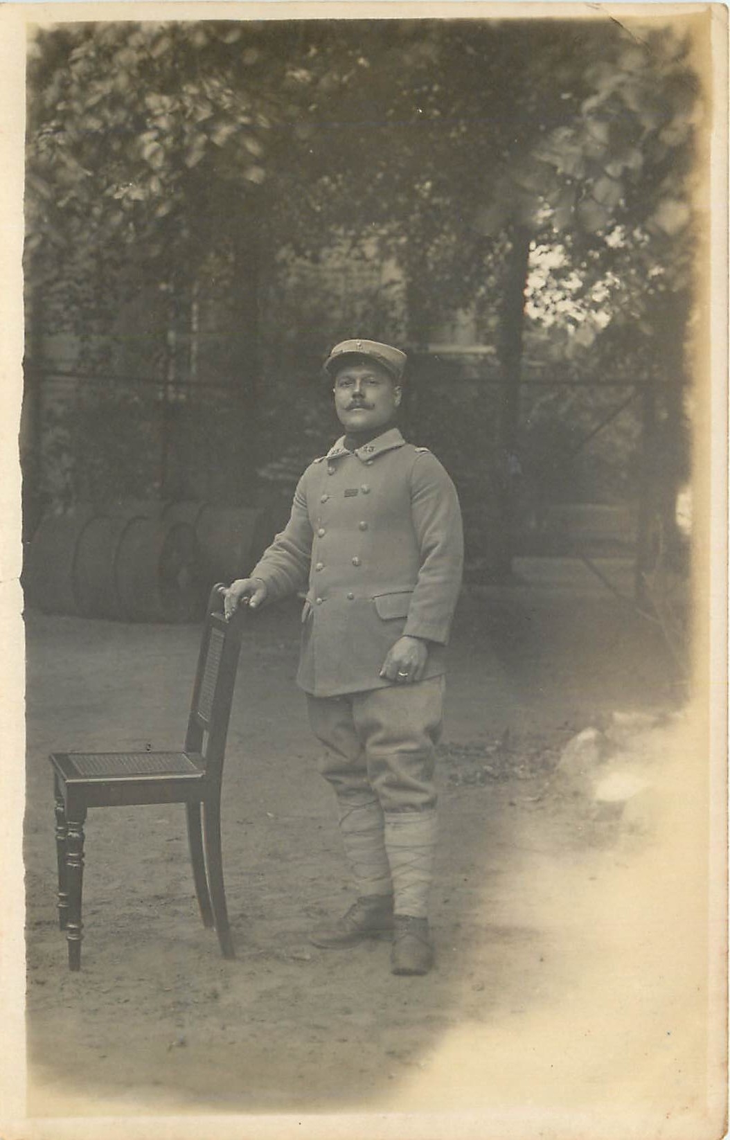 CARTE PHOTO Soldat Militaria