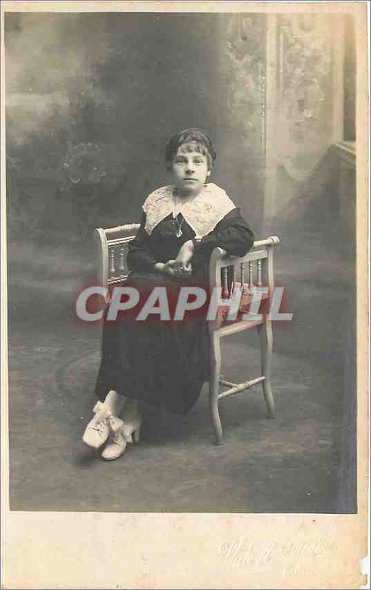 CARTE PHOTO Femme Meudon