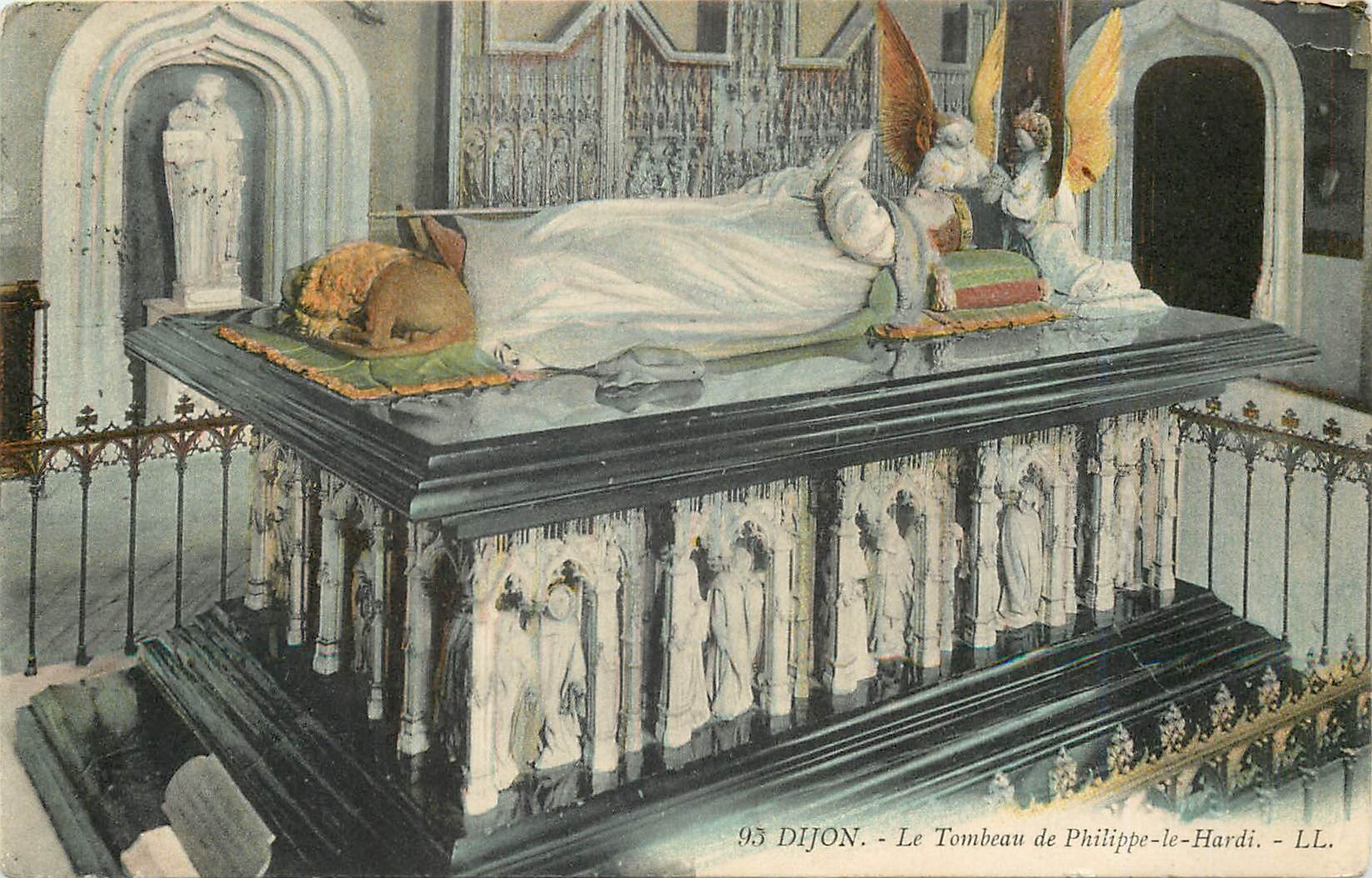 CPA Dijon Le tombeau de Philippe le Hardi LL