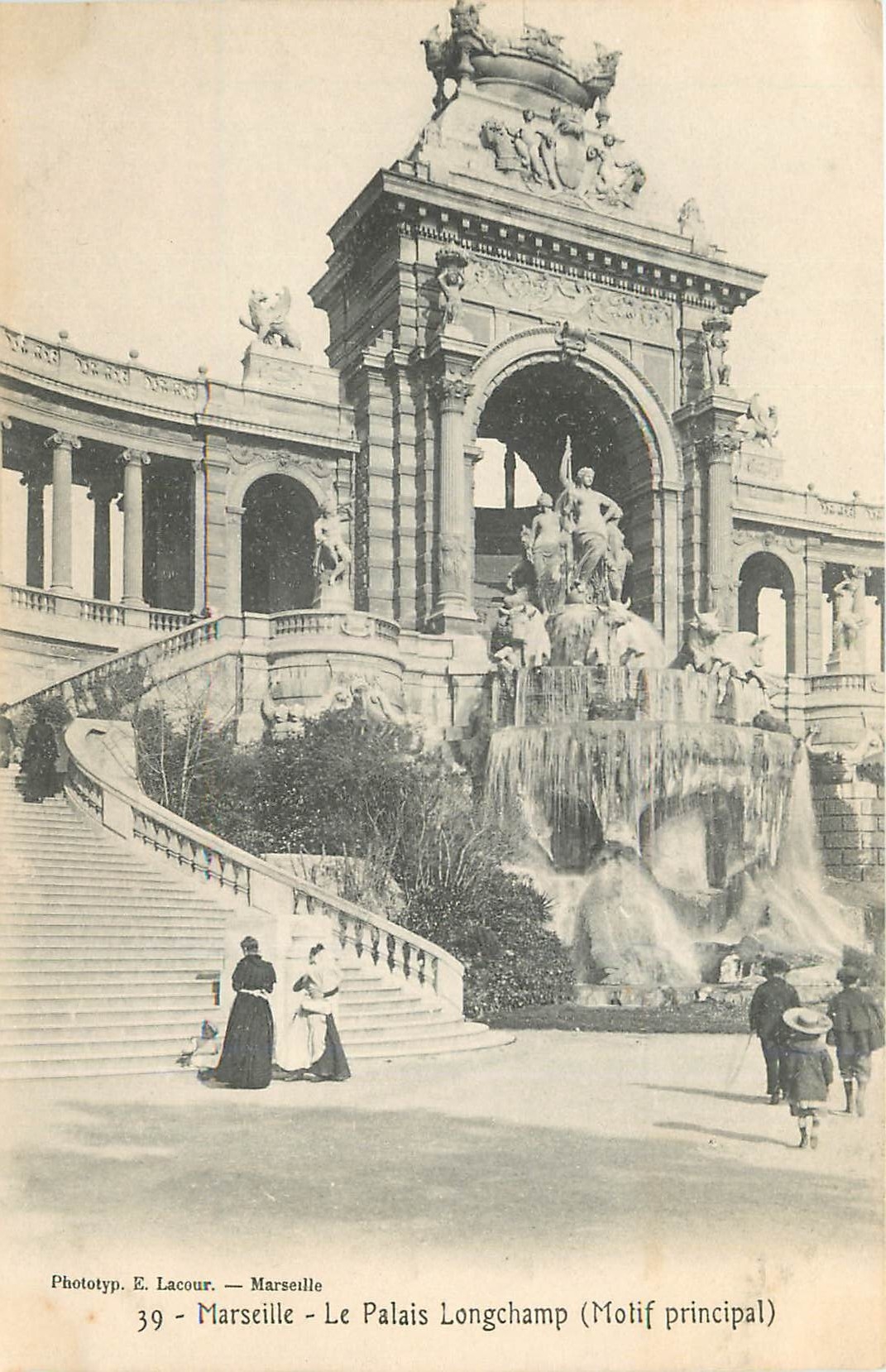 CPA Marseille le palais Longchamps motis principal
