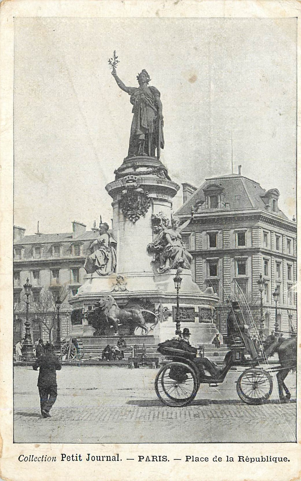 CPA Paris place de la republique