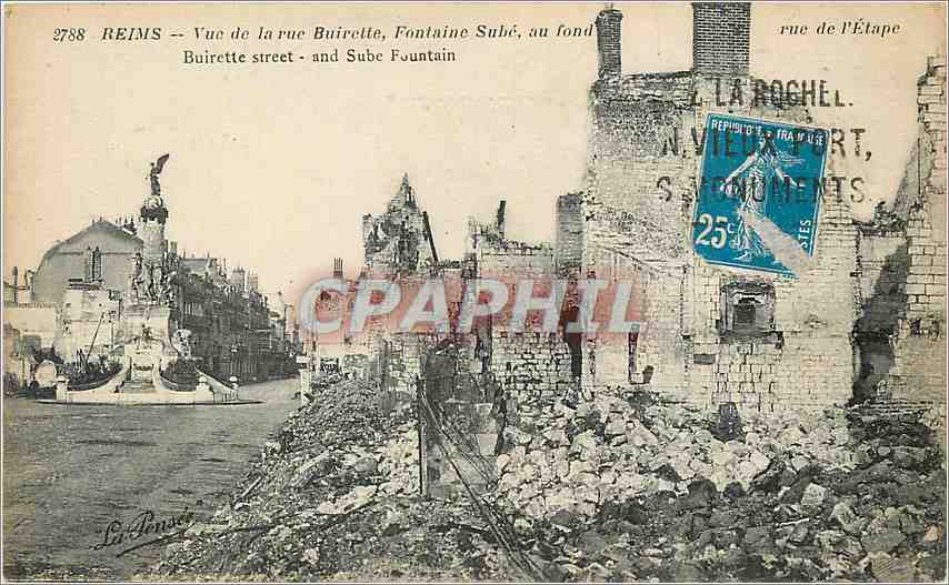 Reims — Vue de la rue Buirette, Fontaine Subé, au fond — rue de l'Étape — éditeur La Rochelle