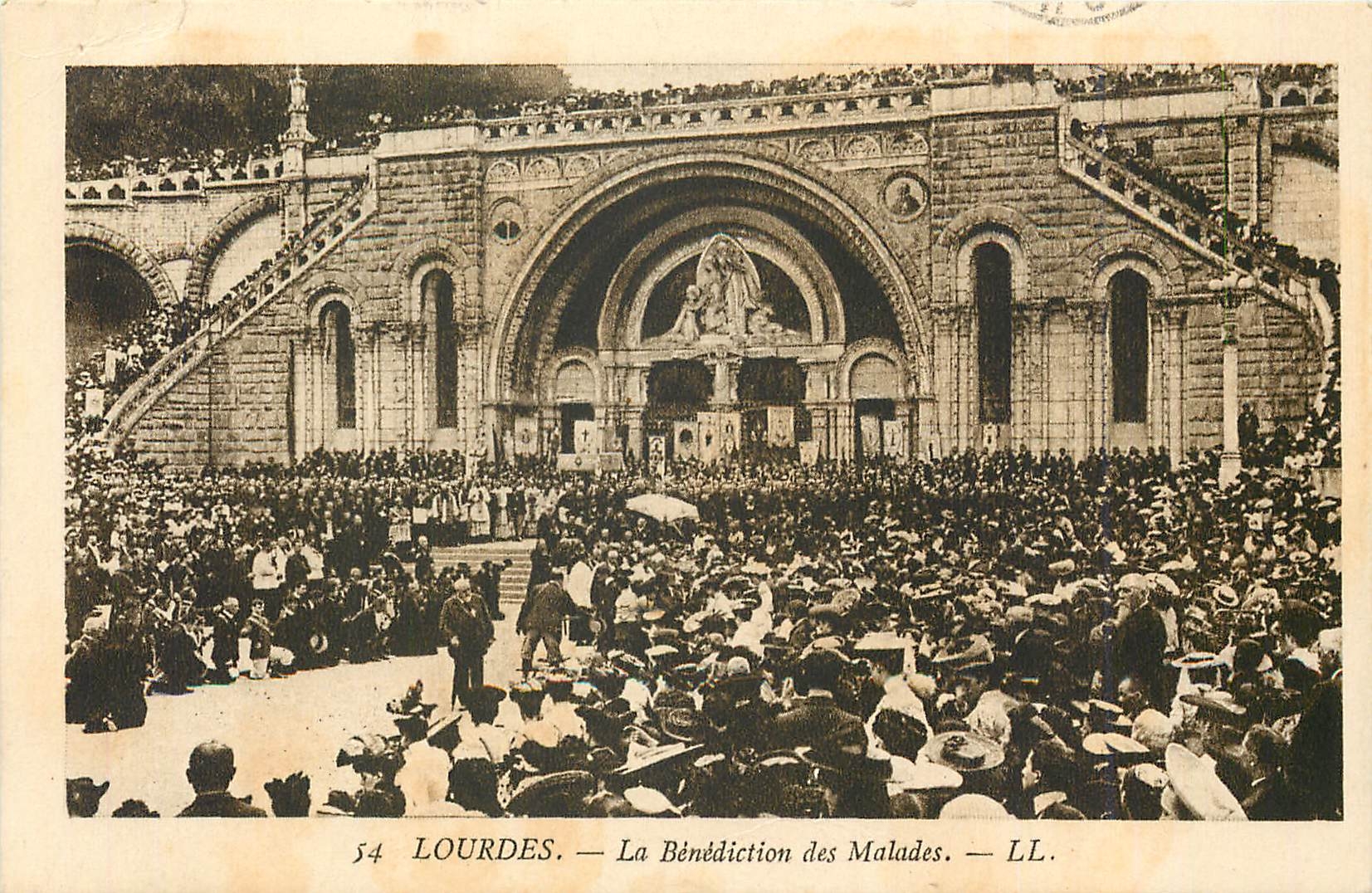 CPA Lourdes La Benediction des Malades 