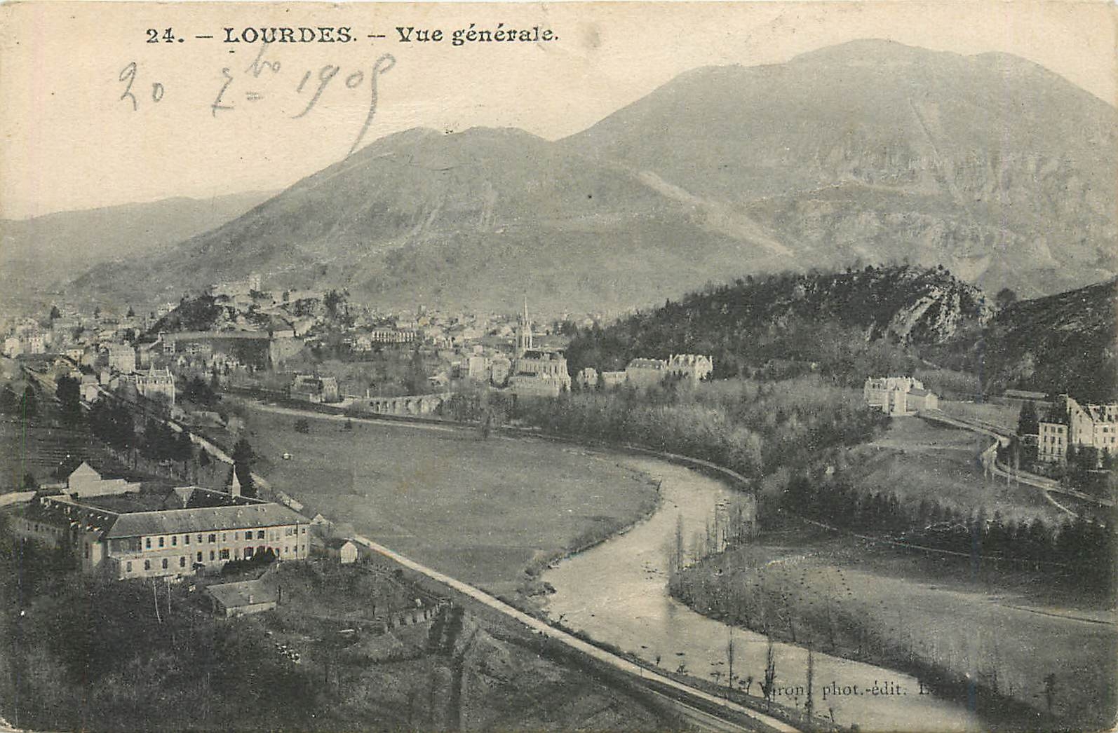 CPA Lourdes Vue generale 