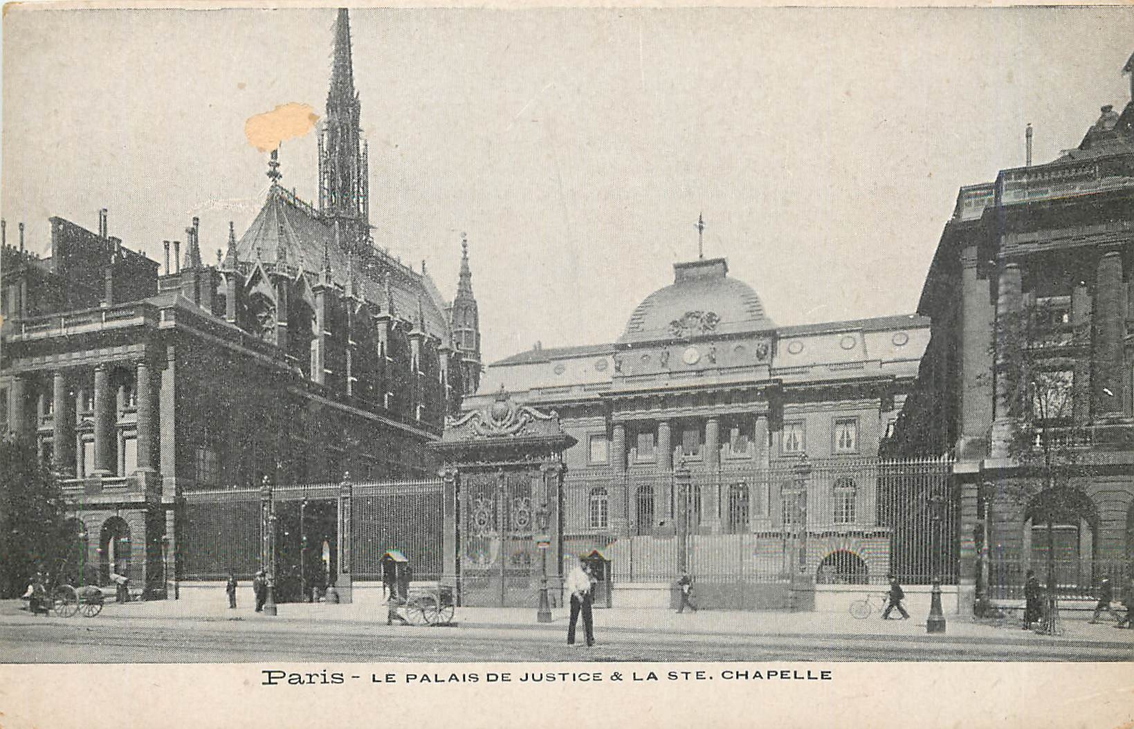 CPA Paris Le Palais de Justice La Ste Chapelle 