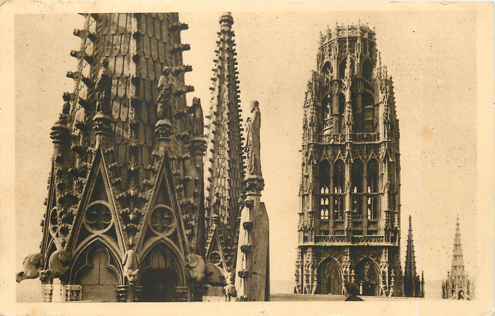 CPA Rouen Cathedrale La Tour du Beurre 