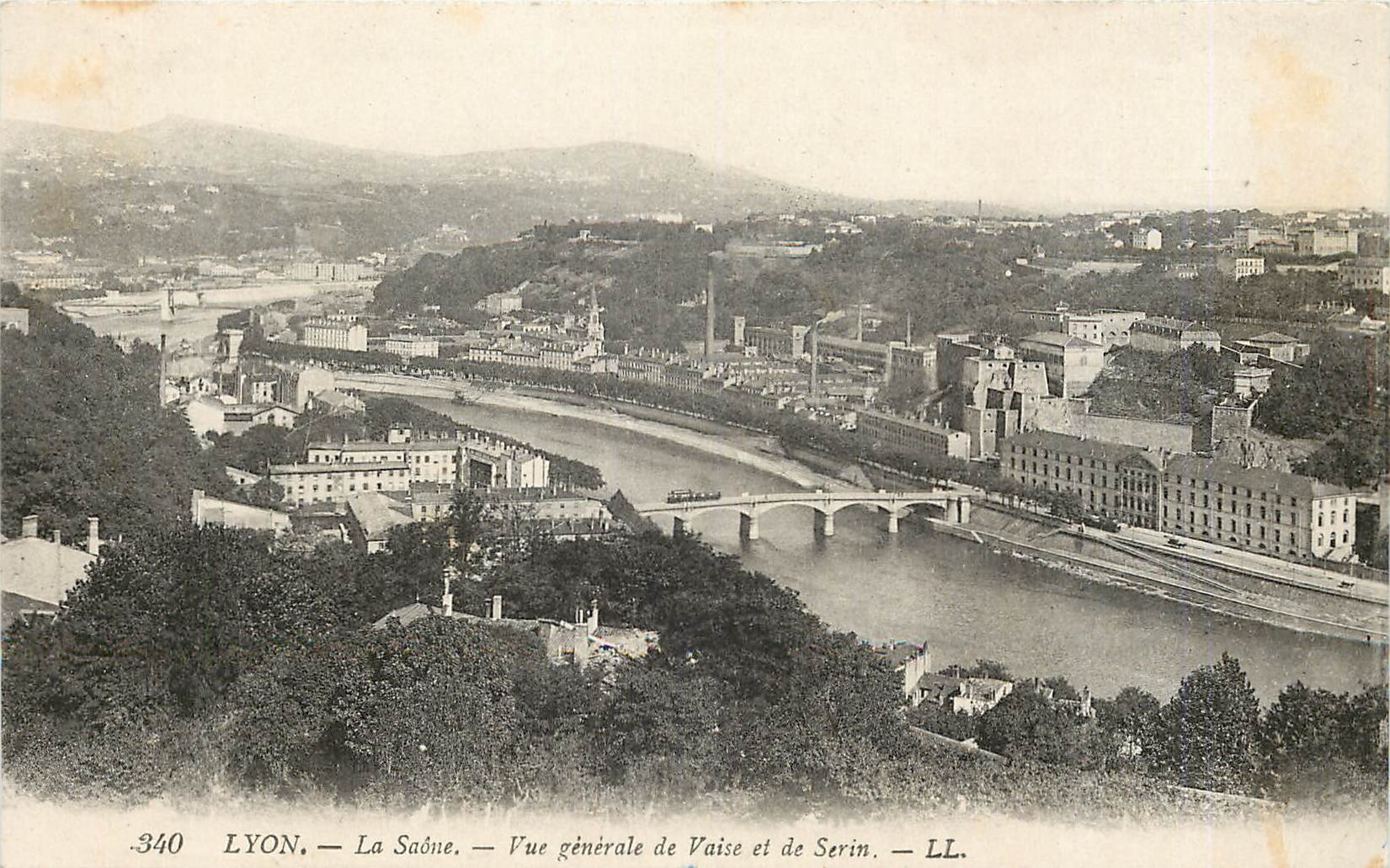 CPA Lyon La Saone Vue generale de Vaise et de Serin 