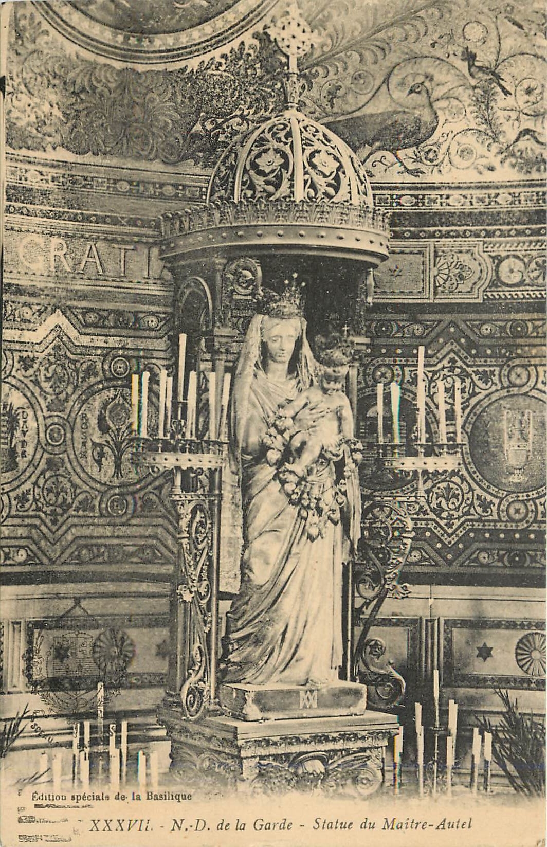 CPA ND de la Garde Statue du Maitre Autel 
