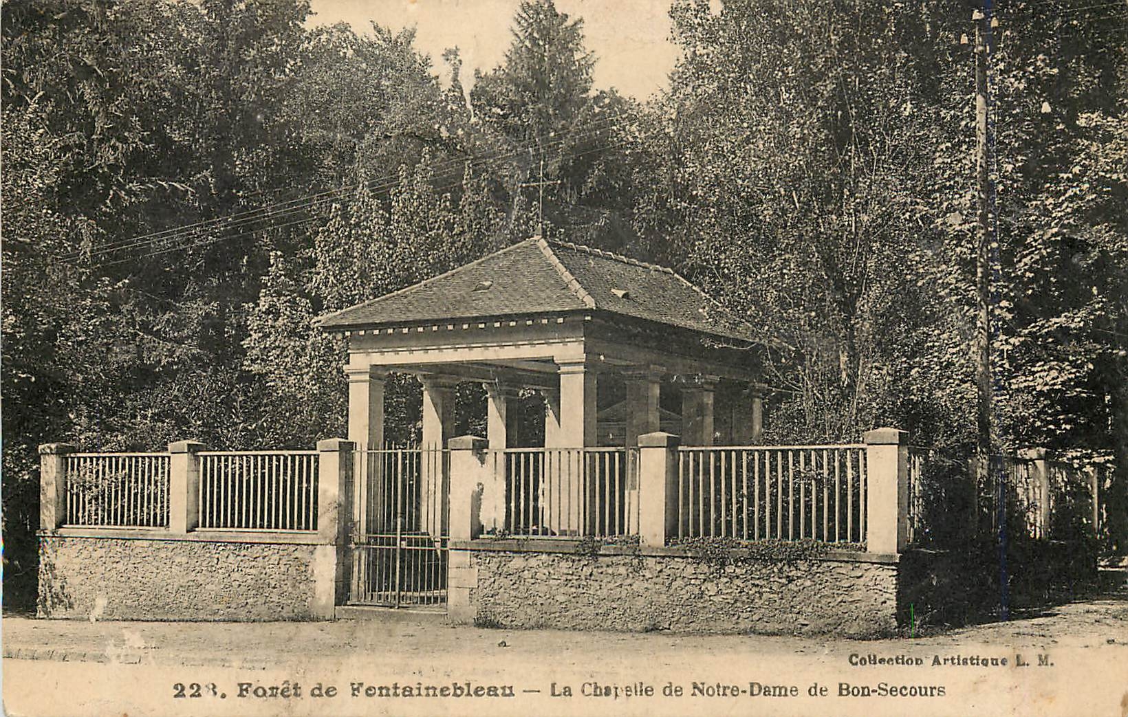 Forêt de Fontainebleau — Die Kapelle Notre-Dame de Bon-Secours — Künstlerkollektion L. M.
