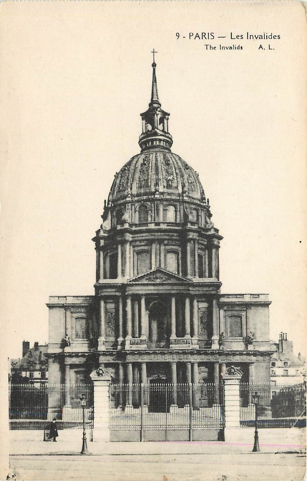 CPA Paris Les Invalides 