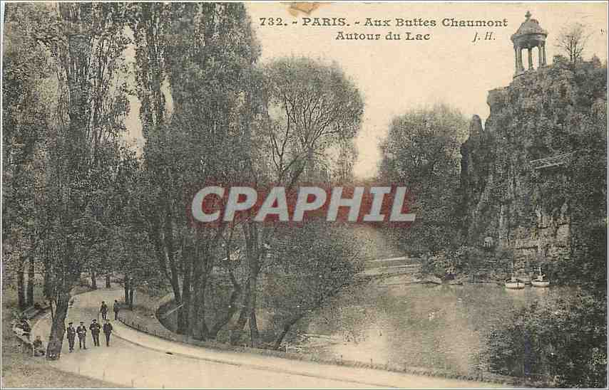 CPA Paris Aux Buttes Chaumont Autour du Lac 