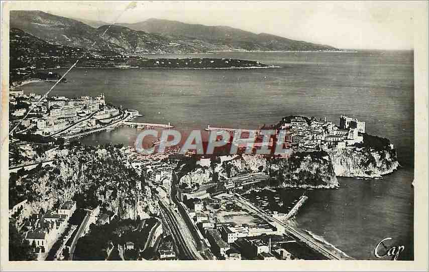 Cap-Martin — Vue générale de la Principauté et les montagnes d'Italie — Beal-Photo, Paris