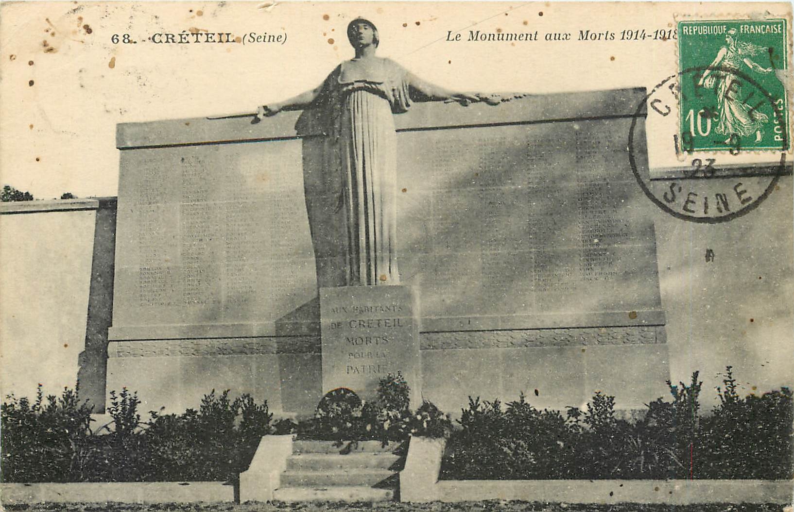 CPA Creteil Seine Le Monument aux Morts Militaria