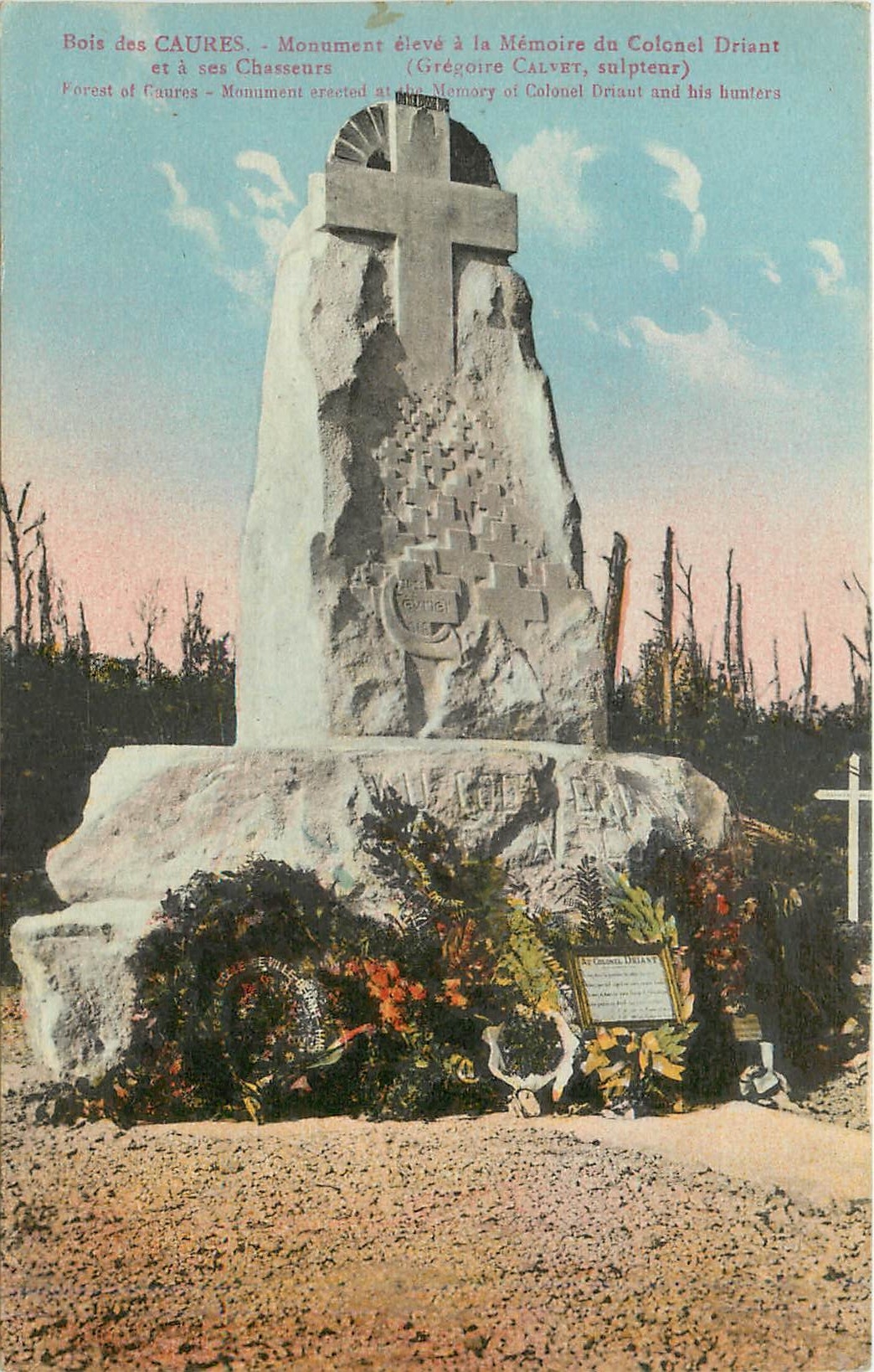 CPA Bois de Caures Monument eleve a la Memoire du Colonel Driant 