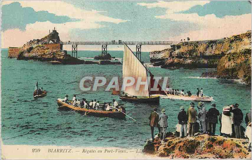 CPA Biarritz Regates au Port Vieux Bateau