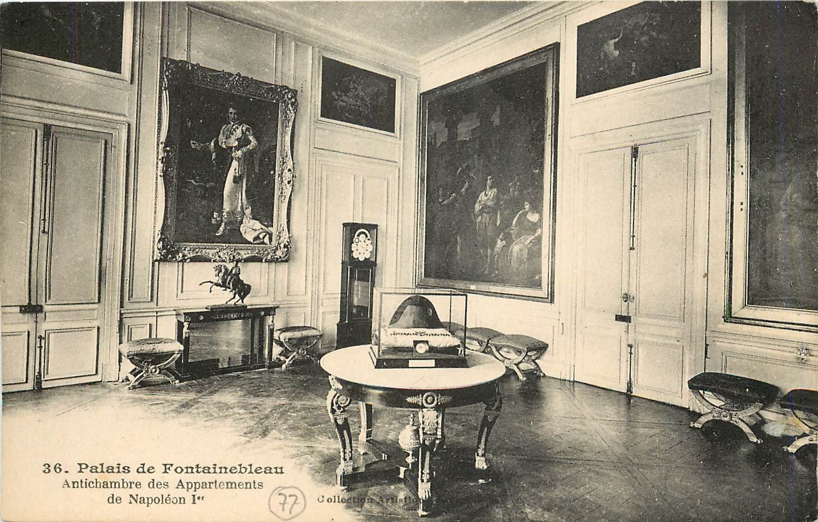 Palais de Fontainebleau — Antichambre des Appartements de Napoléon Ier — Collection Artistique