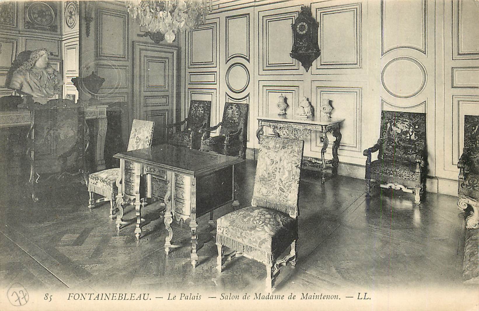 Fontainebleau — Le Palais — Salon de Madame de Maintenon — LL.