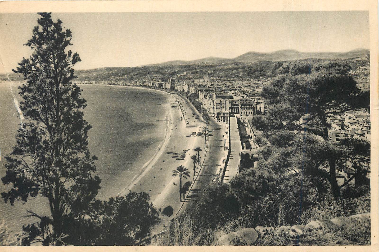 CPA Nice Vue generale prise du Chateau 