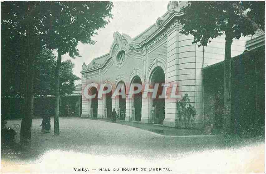 CPA Vichy Hall du Square de l'Hopital 