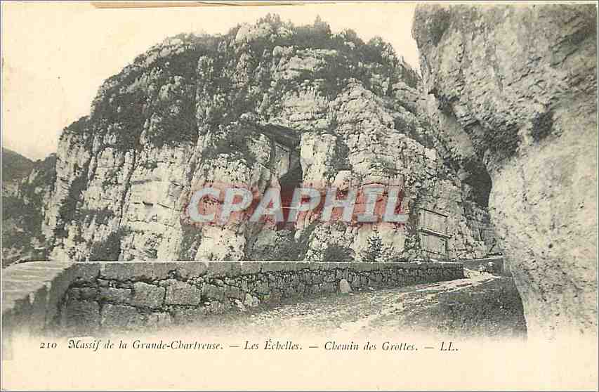CPA Massif de la Grande Chartreuse Les Echelles Chemin des Grottes 