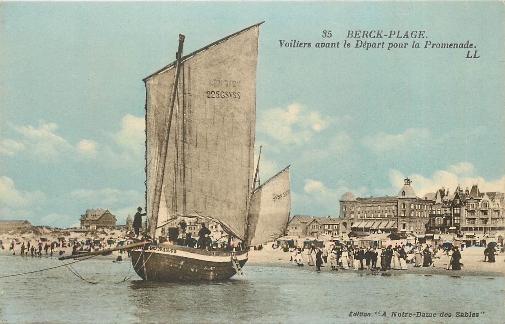 CPA Berck Plage Voiliers avant le Depart pour la Promenade Bateau