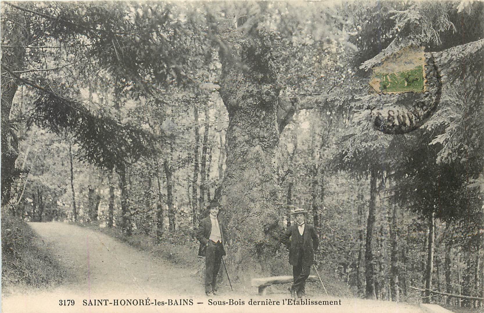 SAINT-HONORÉ-les-BAINS — Sous-Bois derrière l'Établissement — n°3179