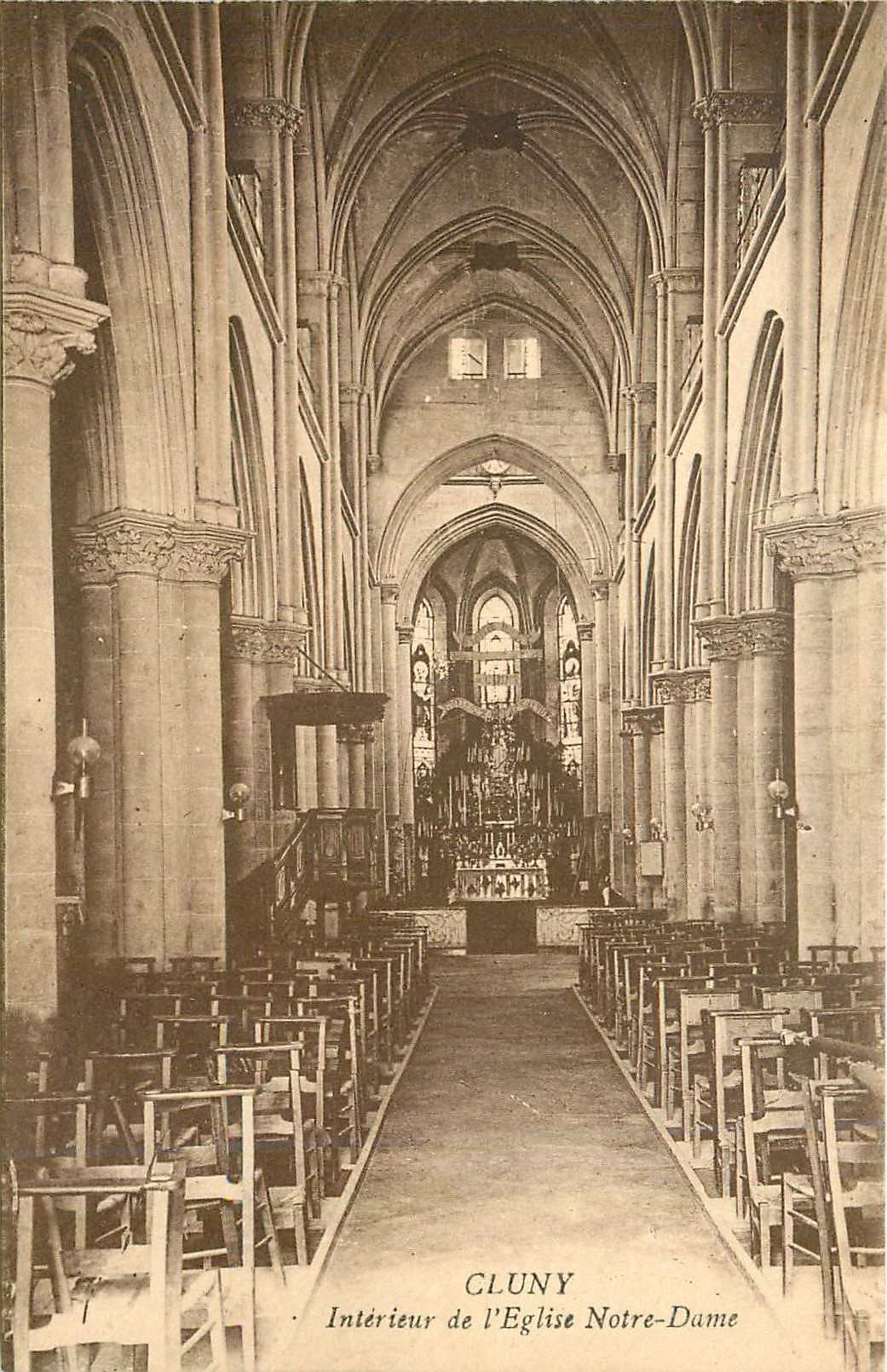 Cluny — Intérieur de l'Église Notre-Dame — MP. Bourgeois, Chalon-sur-Saône