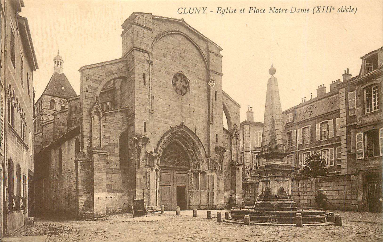 Cluny - Église et Place Notre-Dame (XIIIe siècle)