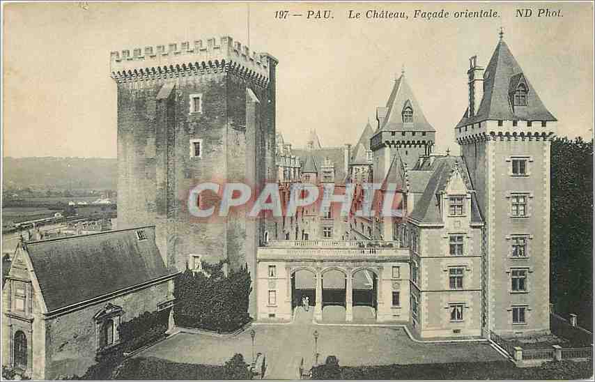 CPA Pau Le Chateau Facade orientale 