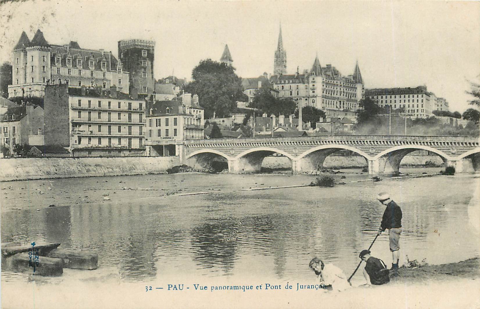 CPA Pau Vue Panoramique et Pont de Jurancon 